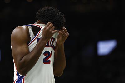अंतिम 9 मिनटों में, 76ers ने 3 अंकों के साथ बढ़त बनाई। एम्बीड ने 20 मिनट तक खेला और उसे बदल दिया गया।